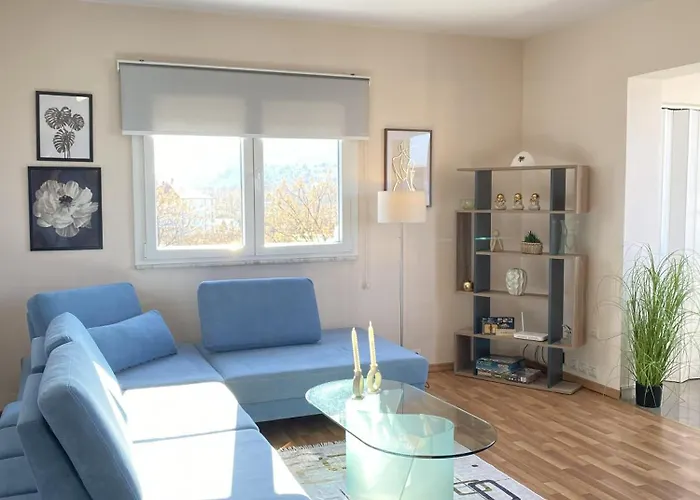 In Center * Шкодер