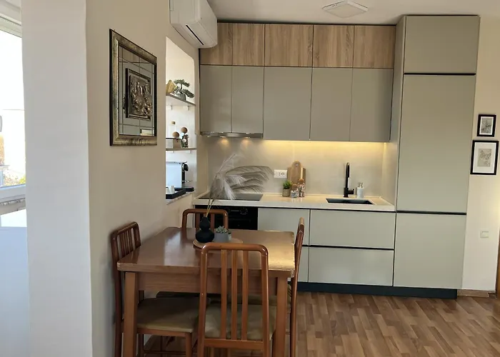 Lägenhet In Center *