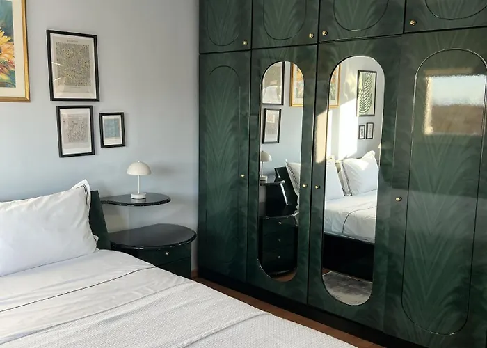 In Center Апартаменты *